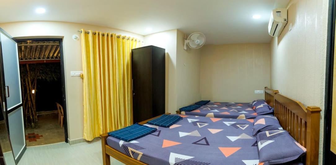 Hangout Kalyanpur Exterior photo